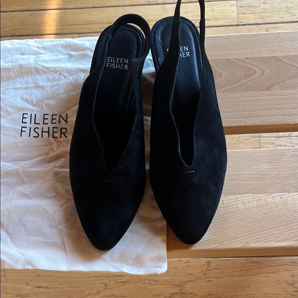 Eileen Fisher Black Heels with Pointed Toe Design